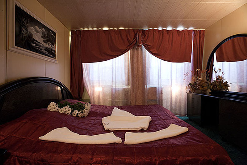 MS Konstantin Fedin suite