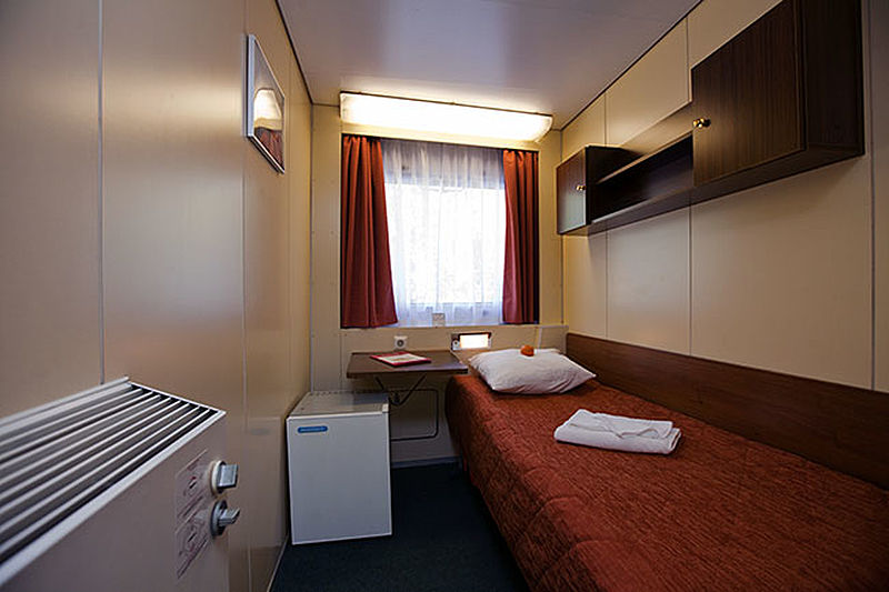 MS Georgy Chicherin single cabin