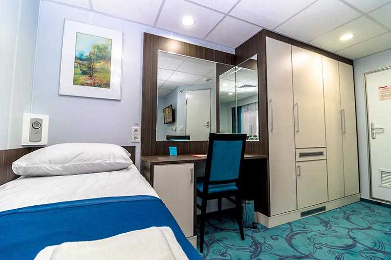 MS Nikolay Chernyshevsky single suite