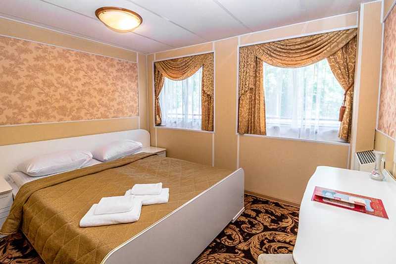 MS Nikolay Chernyshevsky suite