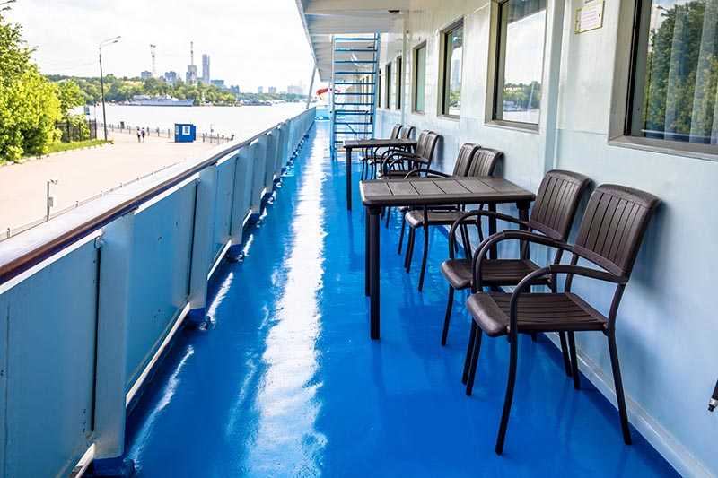 MS Nikolay Chernyshevsky walking deck side