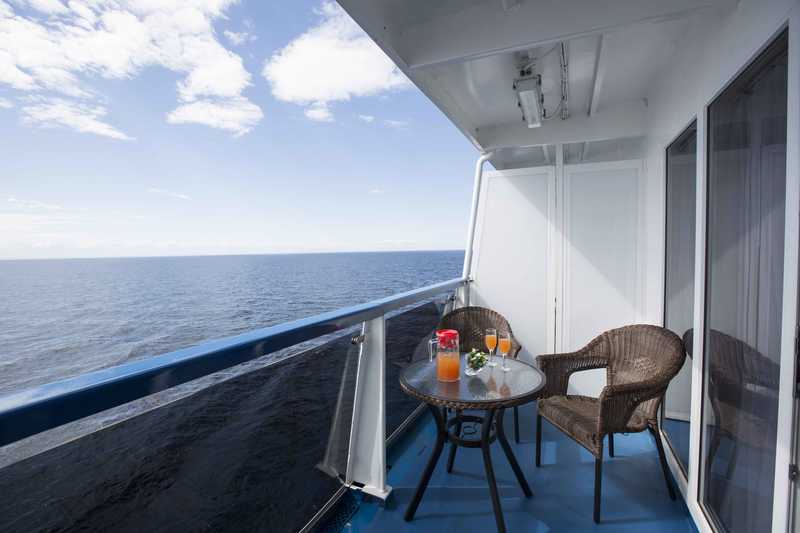 MS Rostropovich cabin balcony