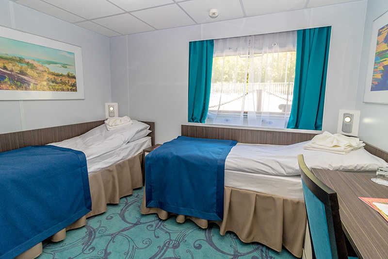 MS Konstantin Fedin twin cabin