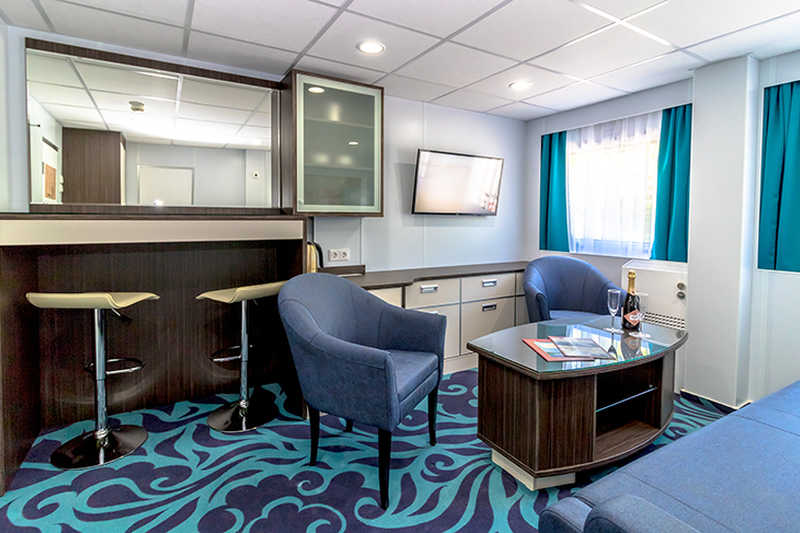 MS Konstantin Fedin suite