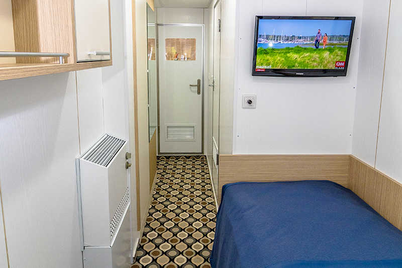 MS Konstantin Fedin single cabin