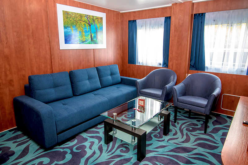 MS Kronshtadt suite