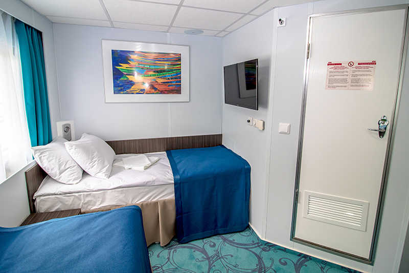MS Kronshtadt deluxe main deck cabin