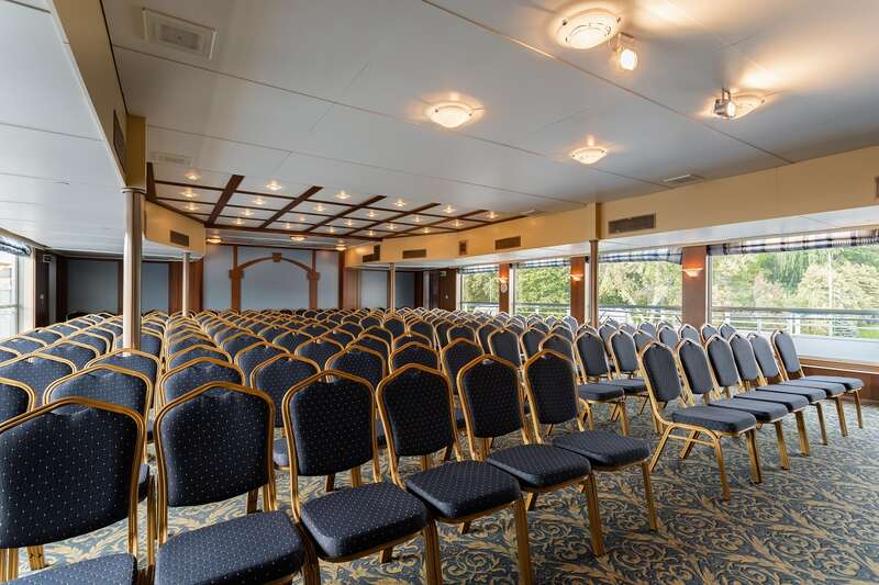MS Georgy Chicherin conference hall