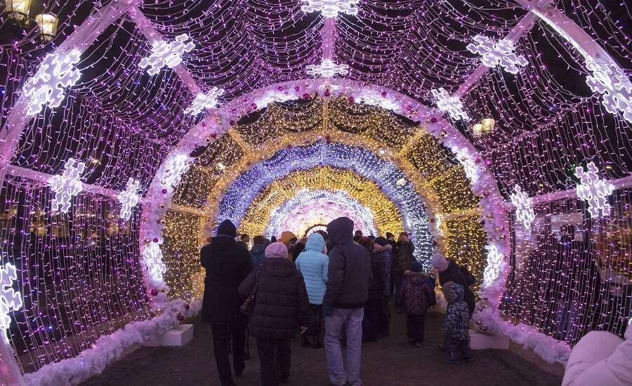 Moscow’s Best Ice Sculpture Festivals-Sokolniki