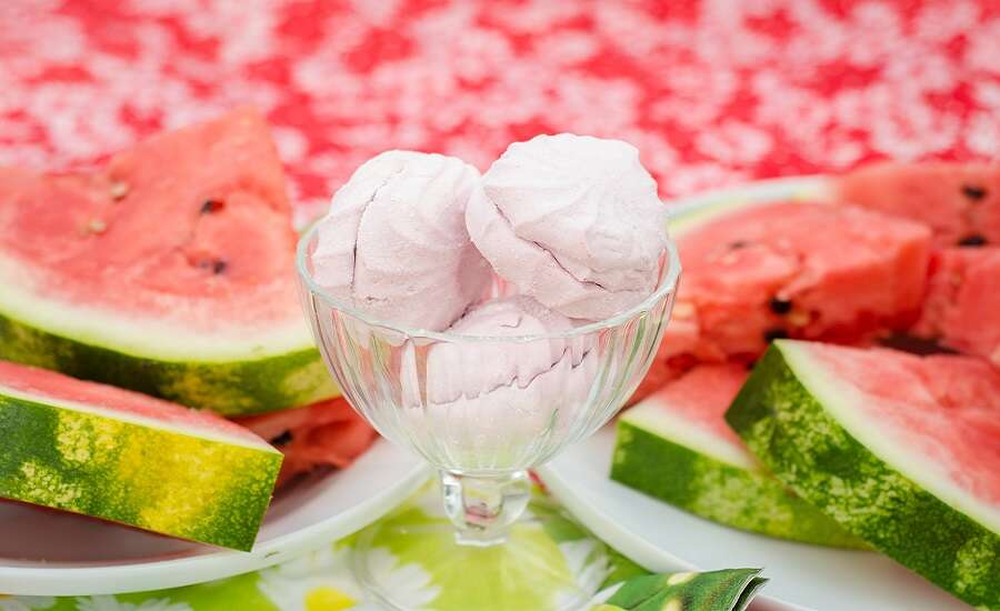 Russian delicacies sweets - zefir