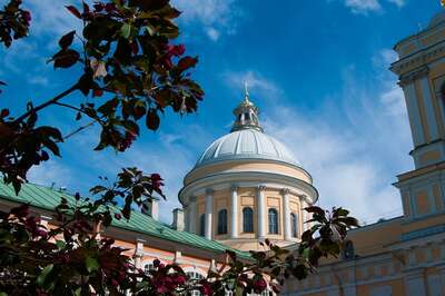 Alexander Nevsky Monastery walking tour