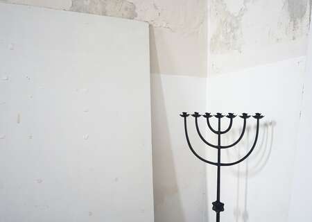 Synagoge
Photo by Victoria Strukovskaya on Unsplash