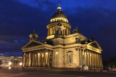 St. Isaac's Cathedral, St. Petersburg, Russia, photo by Express to Russia staff