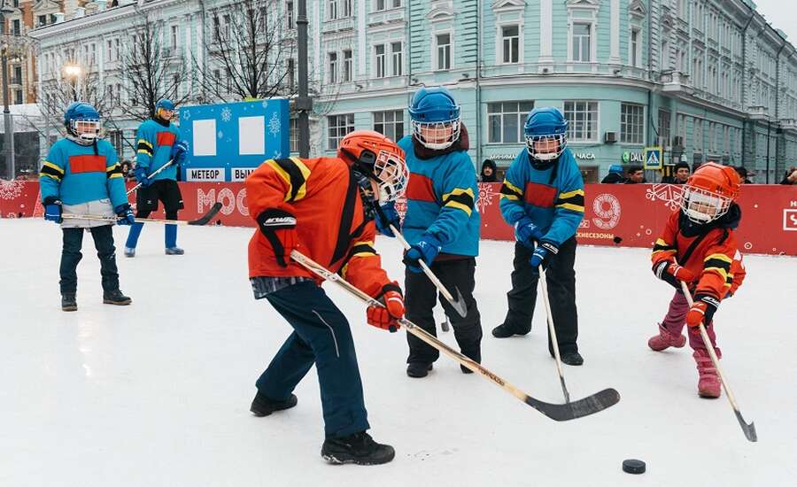 Ice Skating at Chistye Prydi