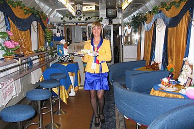 Yantar train restaurant car