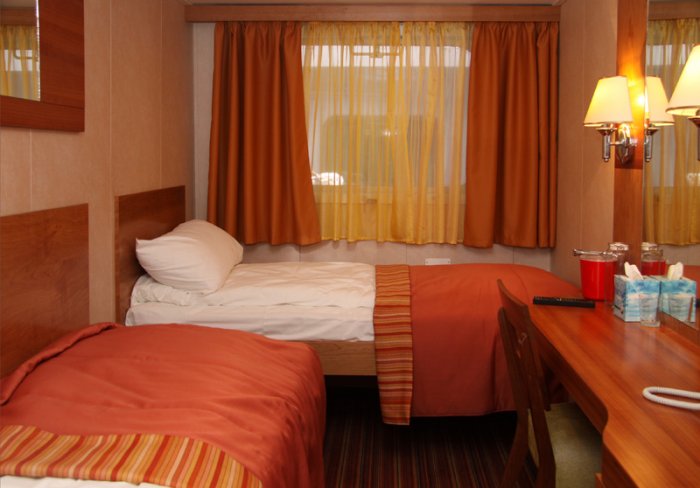 MS Rostropovich standart twin Main Deck Without Balcony cabin