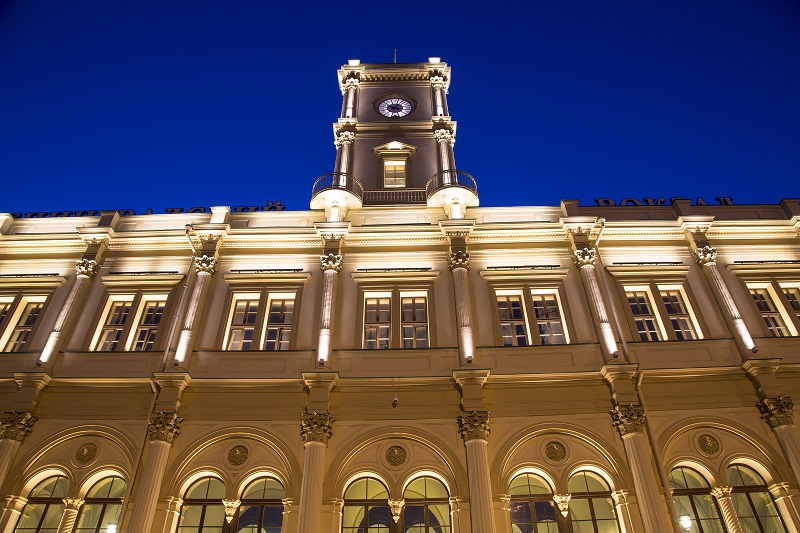 Leningradski Train Station