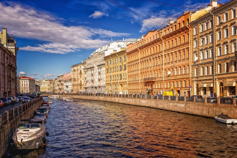 WEEKEND IN ST. PETERSBURG